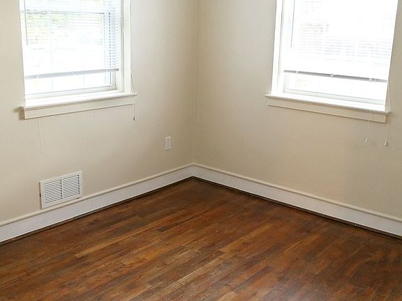 2nd image of 444 Cherry Ave #14