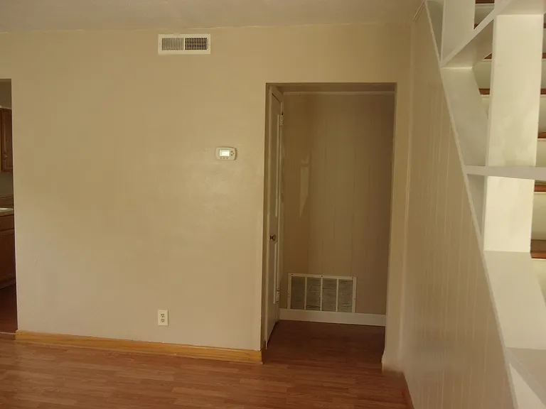 1235 Anderson Rd — Photo 7