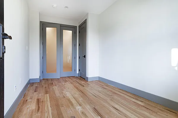 Rented by Brooklyn Group | media 7