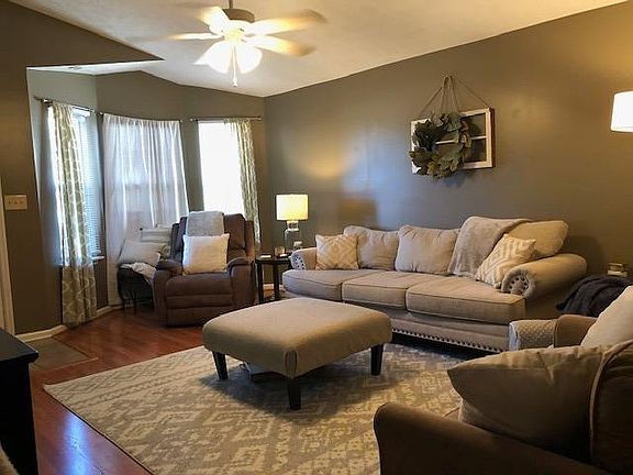 5th image of 203 Courchelle Dr