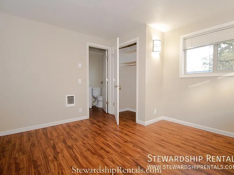 528 Tyler St #14 — Photo 3
