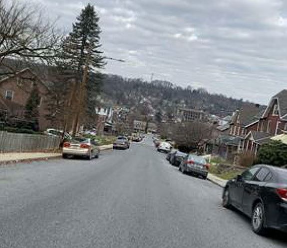 2nd image of 125 Woodland Ave
