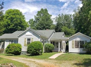 142 Legion Rd, Hudson, NC 28638