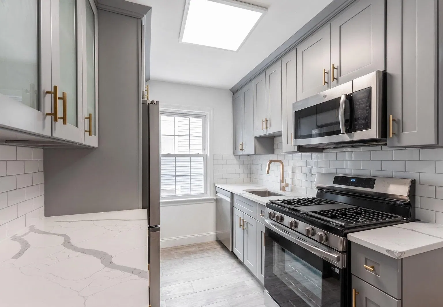 1 bed, $2,250 — Photo 2