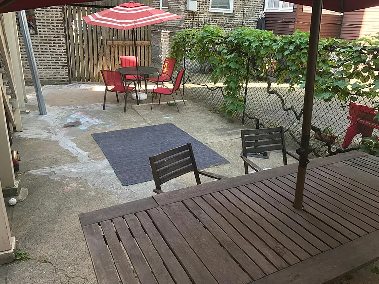 4502 N Hermitage Ave — Photo 8