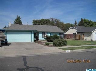 1564 Baywood Ave, Tulare, CA 93274