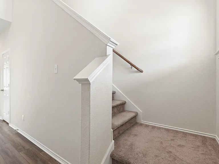 201 Katie Elder Dr — Photo 14