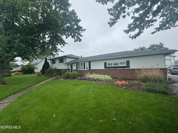 21800 W Hellwig Rd, Genoa, OH 43430