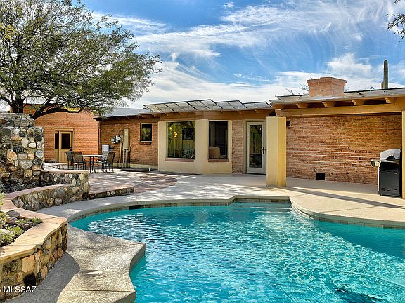 2nd image of 10451 E Plumeria Rd