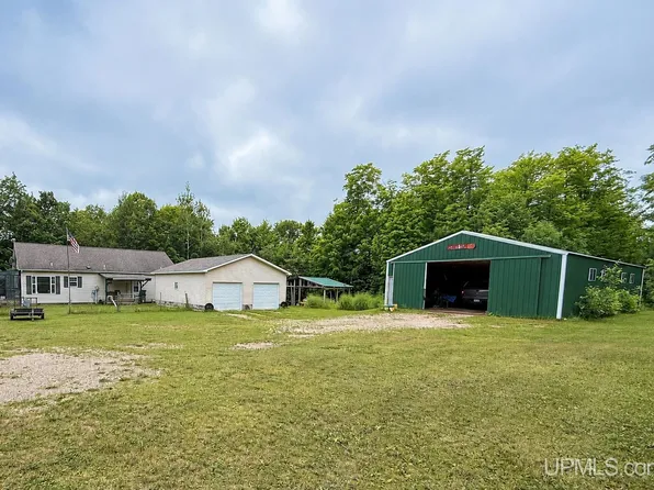 W17308 Harrington Rd, Gould City, MI 49838