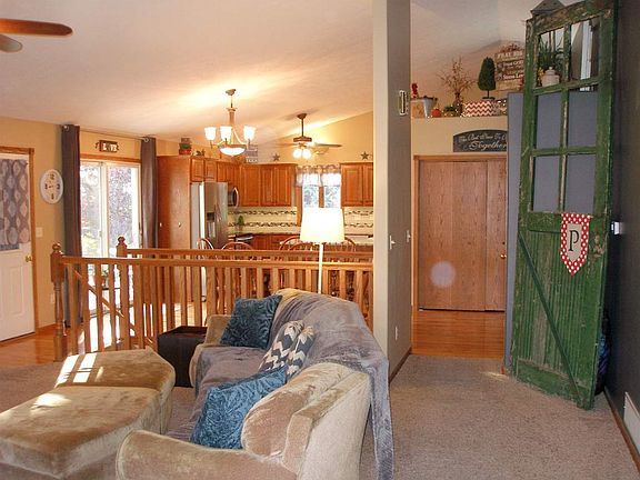 2nd image of 1719 E 44th Street Pl