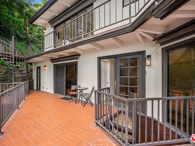 9305 Beverly Crest Dr — Photo 27