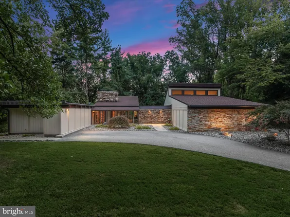 19 Branchwood Ct, Pikesville, MD 21208