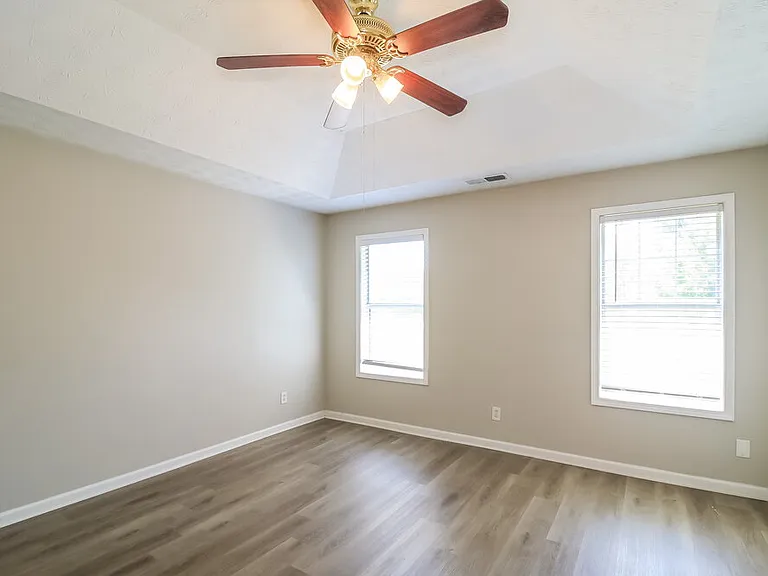 2141 Silva Ct — Photo 8