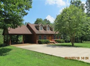 110 Woodland Dr, Tennessee Ridge, TN 37178