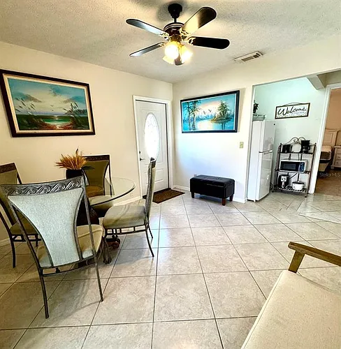 2141 SW Import Dr Photo 1