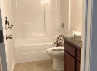 512 Sugar Creek Ln, Poplar Bluff, MO 63901