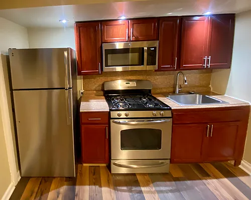 1514 W Champlost Ave #2F Photo 1 1514 W Champlost Ave #2F Photo 1