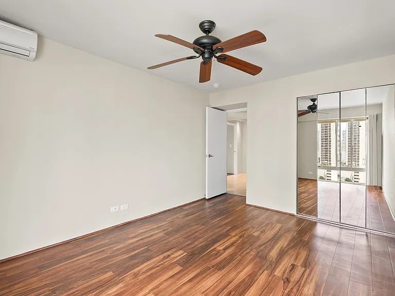 240 Makee Rd #12C — Photo 19