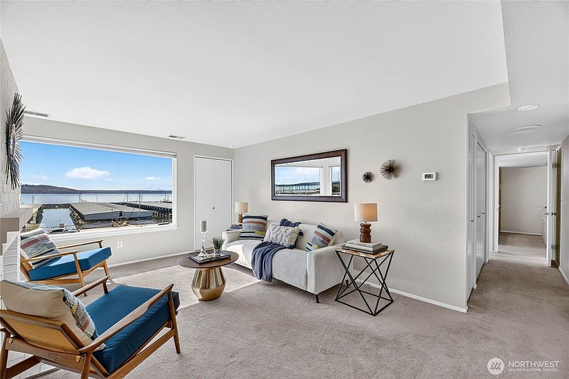 2nd image of 22609 6th Avenue S #202