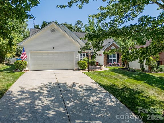 3rd image of 2810 Patten Hill Dr