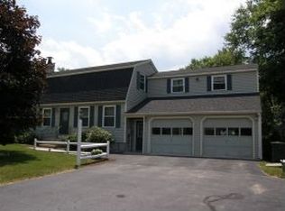 16 Millstream Ln, Concord, NH 03303