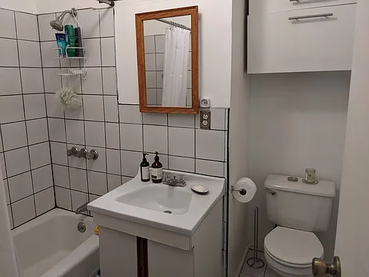 Rented by Banaco Property Group LLC | media 29