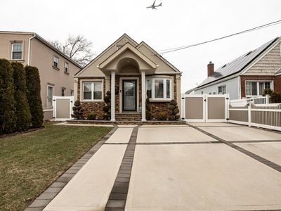 198 Belmont Boulevard, Elmont, NY, 11003