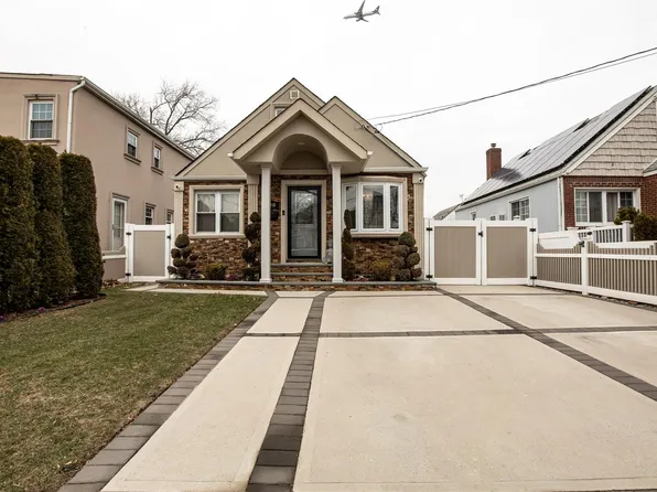 198 Belmont Boulevard, Elmont, NY 11003