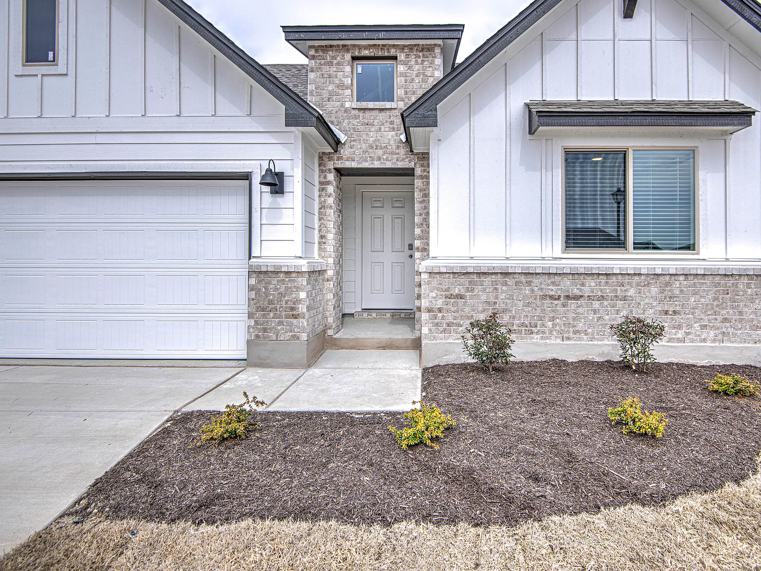 4 bed, 1796 sqft, $2,000 — Photo 4