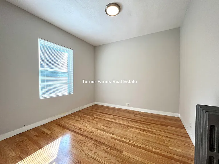 18 Eastman St #A2 — Photo 15