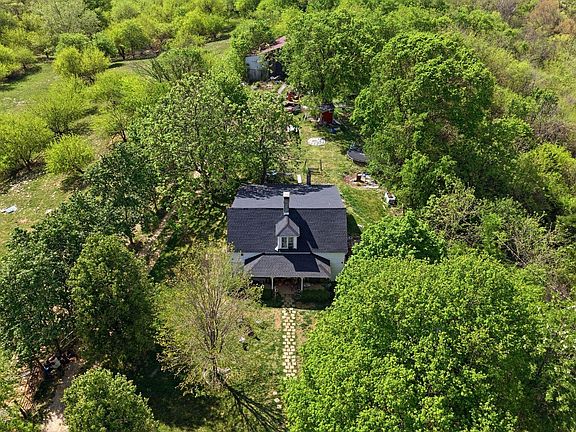 3rd image of 1092 Bushtown Rd