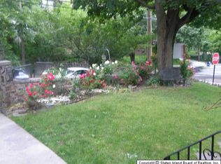 203 Saint Pauls Ave, Staten Island, NY 10304