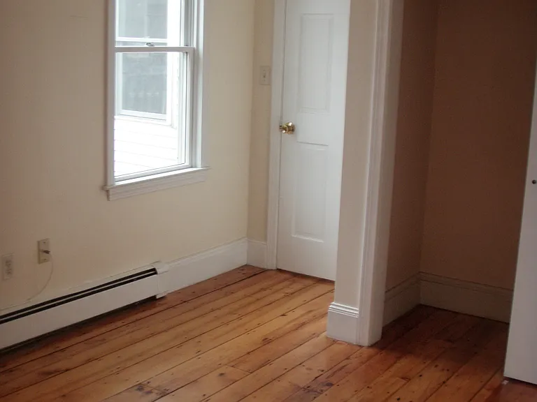 137 High St #3 — Photo 7