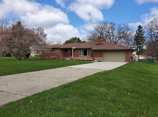 8359 Chicago Rd, Warren, MI 48093