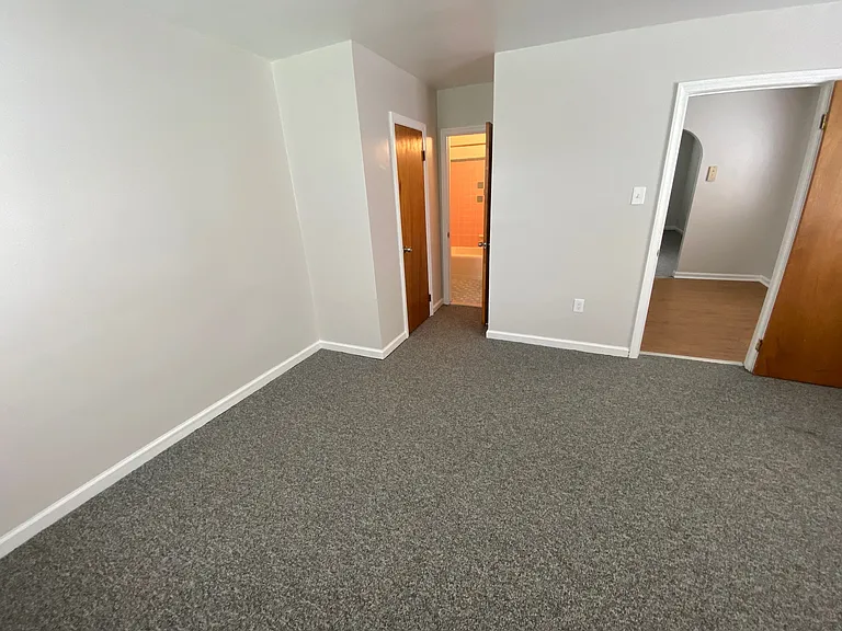 1128 Faunce St #1 — Photo 11
