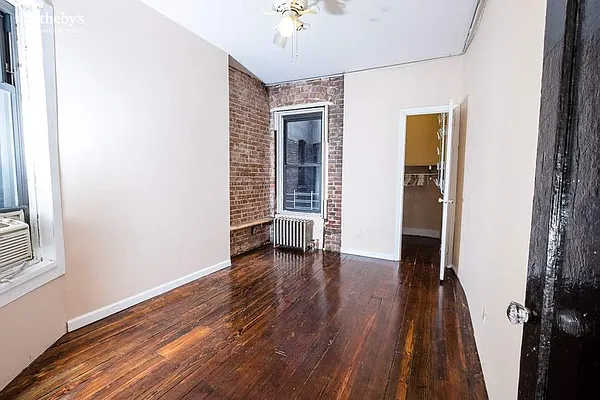 Rented by Sotheby's International Realty | media 16