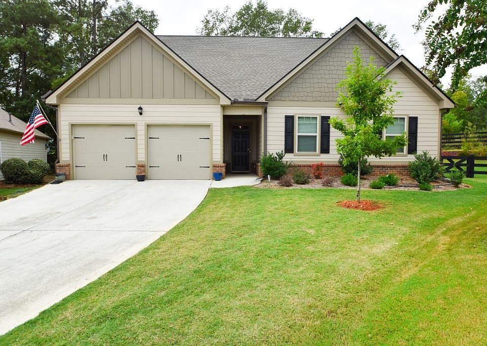 1st image of 1063 Creekwood Cir