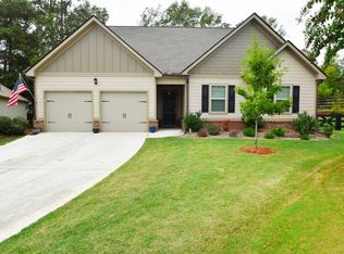 1063 Creekwood Cir, Madison, GA 30650
