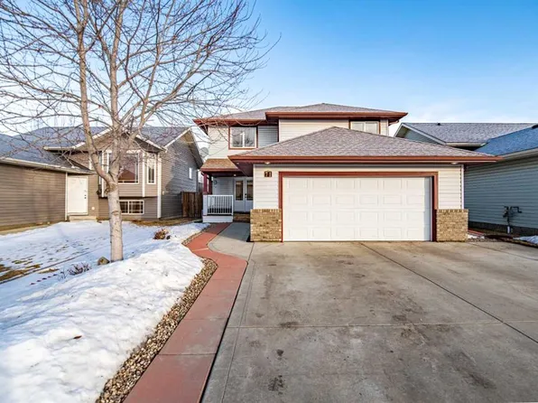 71 S Kind Close, Red Deer, AB T4P 0A6