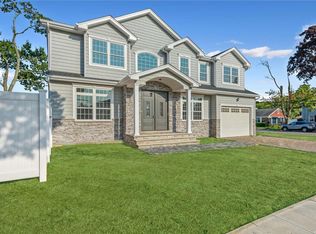 1545 Fraser Ave, Merrick, NY 11566