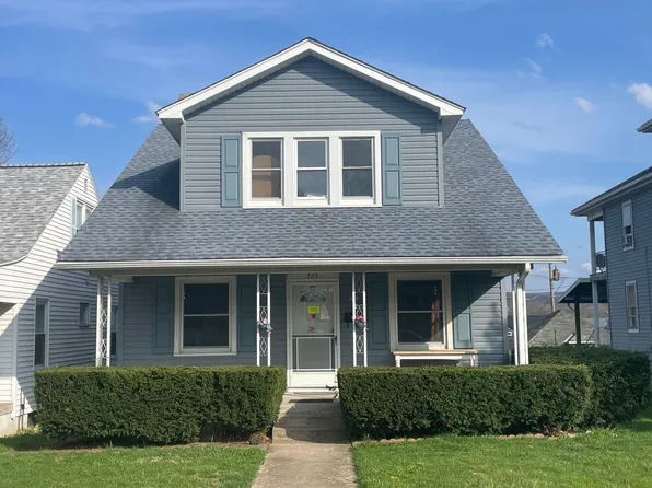 725 8th St, Selinsgrove, PA 17870