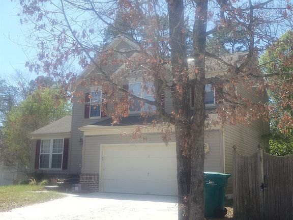 3rd image of 166 Canterbury Ct