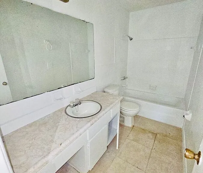 14002 Carmen Ct #A — Photo 10