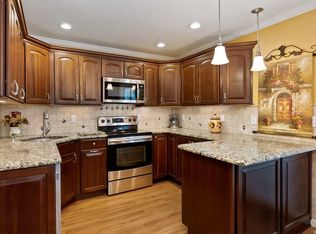 60 Spring Ln, Levittown, NY 11756