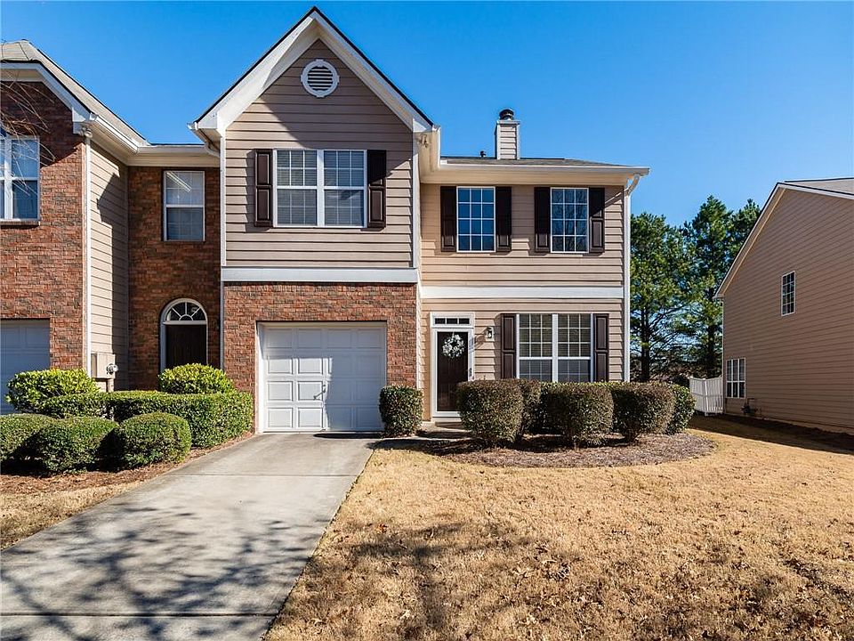 1st image of 60 Oak Green Dr