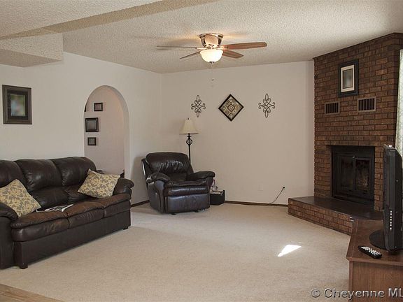 2nd image of 1720 Palmer Dr