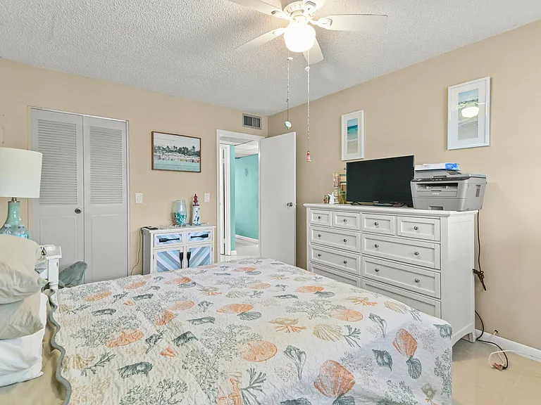 520 Monaco Park #K — Photo 10