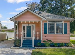 411 Lebeau St, Arabi, LA 70032