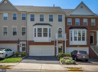 5145 Ballycastle Cir, Alexandria, VA 22315